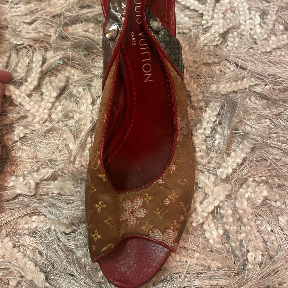 Louis Vuitton Cherry Blossom Heels - Size 7 🌸 - Picture 3 of 6